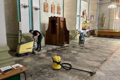 2~23.09.2021 - Czyszczenie posadzki w kościele