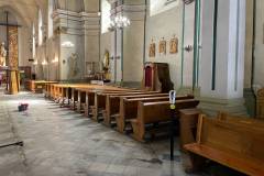 2.09.2021 - Czyszczenie posadzki w kościele